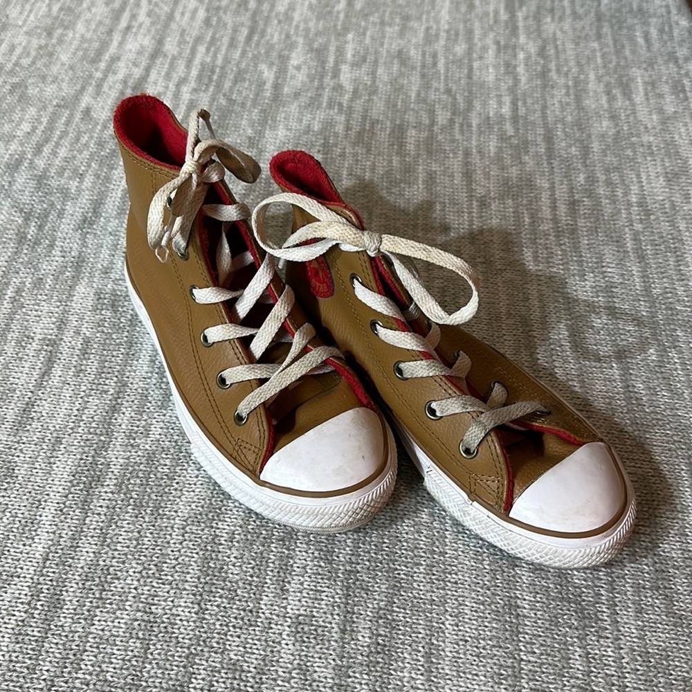 Kids leather converse shoe